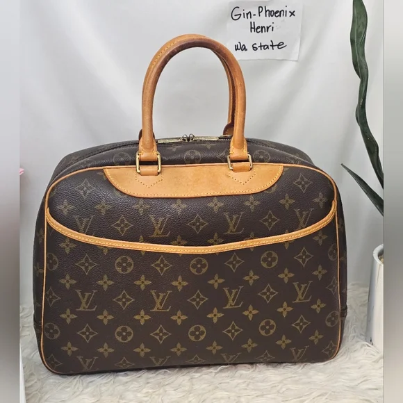 Authetic Louis Vuitton Deauville Brown Monogram - Picture 15 of 15